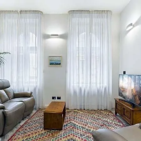 Hotel No.6